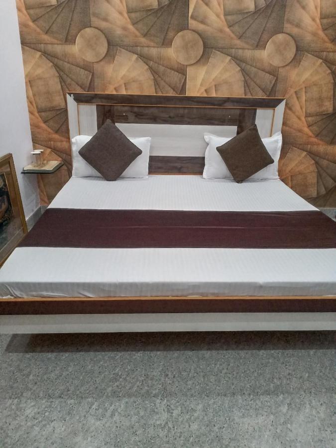 Branded Guest House Jalandhar Exterior foto