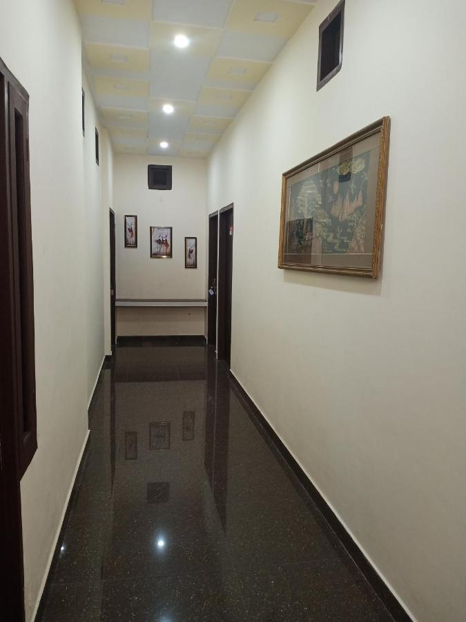 Branded Guest House Jalandhar Exterior foto
